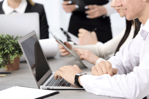 От Service Desk до цифровых сотрудников: 1С:ITILIUM — 20 лет развития title=